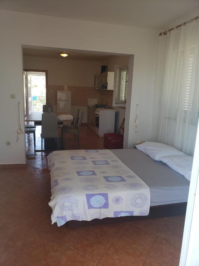 Apartmani Ciklic Dobropoljana Dış mekan fotoğraf